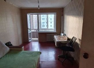 Продаю двухкомнатную квартиру, 49 м2, село Алкино-2, улица Крючкова