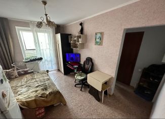 Продается 1-комнатная квартира, 23.5 м2, Магнитогорск, улица Зелёный Лог, 15