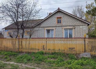 Дом на продажу, 75 м2, поселок городского типа Степное, улица Чапаева, 16