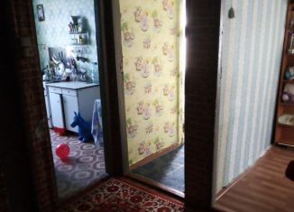 Продам трехкомнатную квартиру, 52 м2, Курган, улица Космонавтов, 2