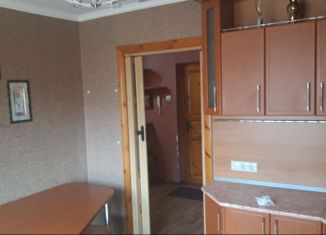Продается двухкомнатная квартира, 63 м2, Краснодарский край, улица Куникова, 92Б