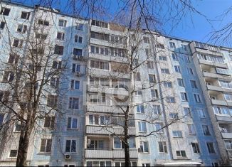 Трехкомнатная квартира на продажу, 60 м2, Москва, Голубинская улица, 7к5, район Ясенево