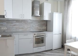 Двухкомнатная квартира в аренду, 41 м2, Чехов, улица Чехова, 79к4, ЖК Чайка