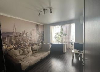 Трехкомнатная квартира на продажу, 61 м2, Краснодарский край, улица Атарбекова, 17