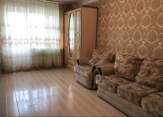 Сдам в аренду 1-ком. квартиру, 31 м2, Грозный, улица Пугачёва, 138