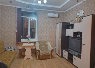 Сдам в аренду квартиру студию, 34 м2, Евпатория, улица Пушкина, 16