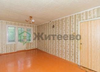4-комнатная квартира на продажу, 72.8 м2, Челябинск, улица Ворошилова, 5, Курчатовский район