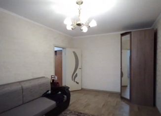 Сдам однокомнатную квартиру, 33 м2, Челябинск, улица Комарова, 133