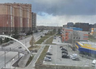 Сдается однокомнатная квартира, 48 м2, Новосибирск, улица Тюленина, 19, метро Заельцовская