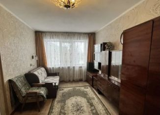 Продаю 1-комнатную квартиру, 32 м2, Волгоград, улица Фадеева, 25