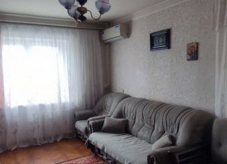 Двухкомнатная квартира в аренду, 50 м2, Северная Осетия, проспект Коста, 42