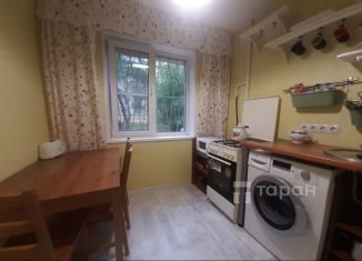 2-комнатная квартира на продажу, 45.2 м2, Челябинская область, улица Клары Цеткин, 32