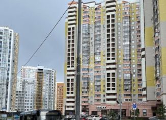 Однокомнатная квартира на продажу, 42 м2, Москва, улица Лётчика Ульянина, 4