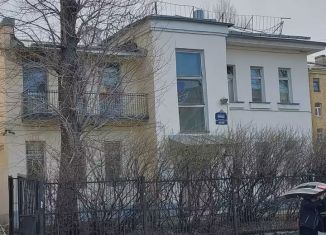 Продажа трехкомнатной квартиры, 70 м2, Санкт-Петербург, набережная реки Пряжки, 38, метро Балтийская