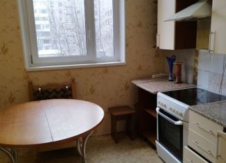 Продаю двухкомнатную квартиру, 56 м2, Мурманск, улица Зои Космодемьянской