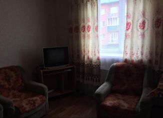 Сдается двухкомнатная квартира, 50 м2, Киселёвск, улица Дзержинского, 21