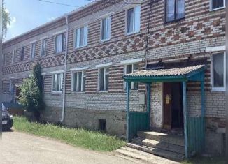 Продается двухкомнатная квартира, 42 м2, село Шатрово, улица Гагарина, 23