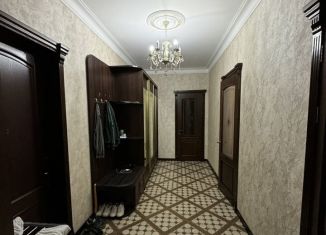 Сдам двухкомнатную квартиру, 115 м2, Дагестан, проспект Расула Гамзатова, 49