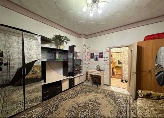Продается трехкомнатная квартира, 70.7 м2, Волгоградская область, Рабоче-Крестьянская улица, 34