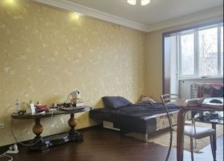 Сдается в аренду двухкомнатная квартира, 43.3 м2, Ставропольский край, улица Адмиральского, 8к3