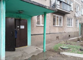 3-комнатная квартира на продажу, 60.5 м2, Черногорск, Майская улица, 76