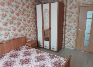 Сдается в аренду 3-комнатная квартира, 64 м2, Свердловская область, улица Академика Постовского, 16А
