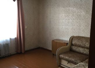 Продается 2-комнатная квартира, 64 м2, Свердловская область, улица Бочкарёва, 110