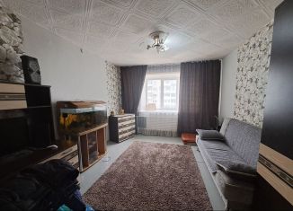 Продается 4-комнатная квартира, 76.8 м2, Новоалтайск, 8-й микрорайон, 3А