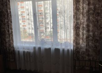 Продается 3-комнатная квартира, 65 м2, Ульяновск, улица Рябикова, 27