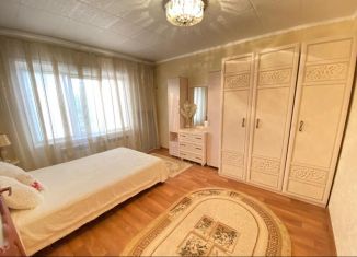 Продам 2-комнатную квартиру, 48.4 м2, Астрахань, улица Николая Островского, 152