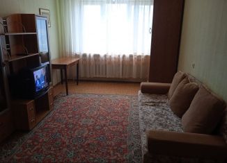Сдаю в аренду трехкомнатную квартиру, 68 м2, Тюменская область, Одесская улица, 38
