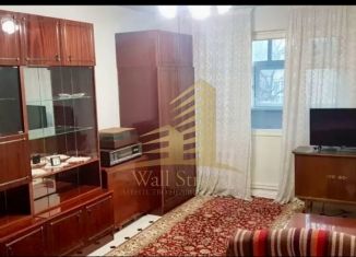 Продается 4-комнатная квартира, 73 м2, Новосибирск, Узорная улица, 9