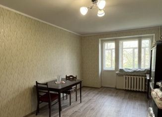 Продаю трехкомнатную квартиру, 62 м2, Обнинск, улица Курчатова, 24