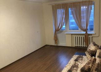 Продаю 1-комнатную квартиру, 32.4 м2, Саратов, улица имени А.И. Хользунова, 1/5