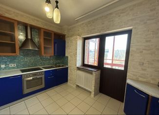 Сдам 2-ком. квартиру, 53 м2, Курган, 6-й микрорайон, 13