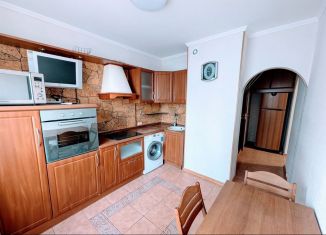 Сдается 2-комнатная квартира, 54 м2, Москва, улица Академика Анохина, 11к1, район Тропарёво-Никулино