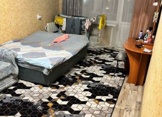 Продажа 2-ком. квартиры, 45.6 м2, Ирбит, улица Александра Матросова, 80