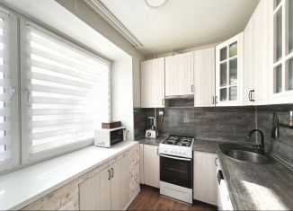 Продам двухкомнатную квартиру, 59.3 м2, Мурманская область, улица Софьи Перовской, 39
