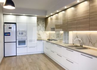 Продаю трехкомнатную квартиру, 98.3 м2, Калининград, Шахматная улица, 2В