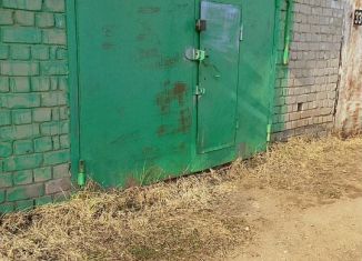 Продаю гараж, 24 м2, Елабуга, проспект Нефтяников, 35