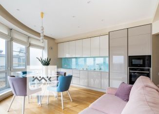 Продам 2-комнатную квартиру, 67.9 м2, Кудрово, Ленинградская улица, 9/8