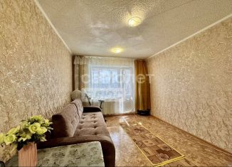 Продаю 1-ком. квартиру, 35 м2, Димитровград, улица Осипенко