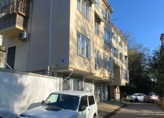 3-комнатная квартира в аренду, 90 м2, Сочи, Красноармейская улица, 2А, микрорайон Гагарина