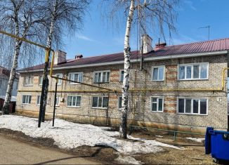 Продаю 3-ком. квартиру, 52.5 м2, Бирск, улица 2-я Пятилетка, 3А