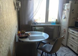 Продаю трехкомнатную квартиру, 60 м2, Владимир, улица Горького, 103