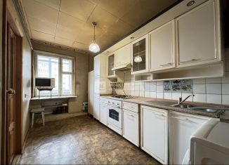 Продается 3-ком. квартира, 60.8 м2, Реутов, улица Октября, 2