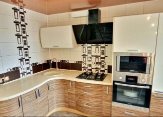 Трехкомнатная квартира на продажу, 71 м2, Кстово, Нижегородская улица, 3А