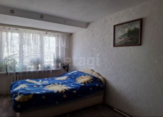 Продаю трехкомнатную квартиру, 68.1 м2, Кириши, улица Нефтехимиков, 18