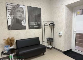 Продаю помещение свободного назначения, 60 м2, Ставрополь, улица Пирогова, 94, микрорайон № 35