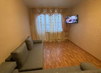 Сдам в аренду 2-ком. квартиру, 44 м2, Богородицк, микрорайон Западный, 8